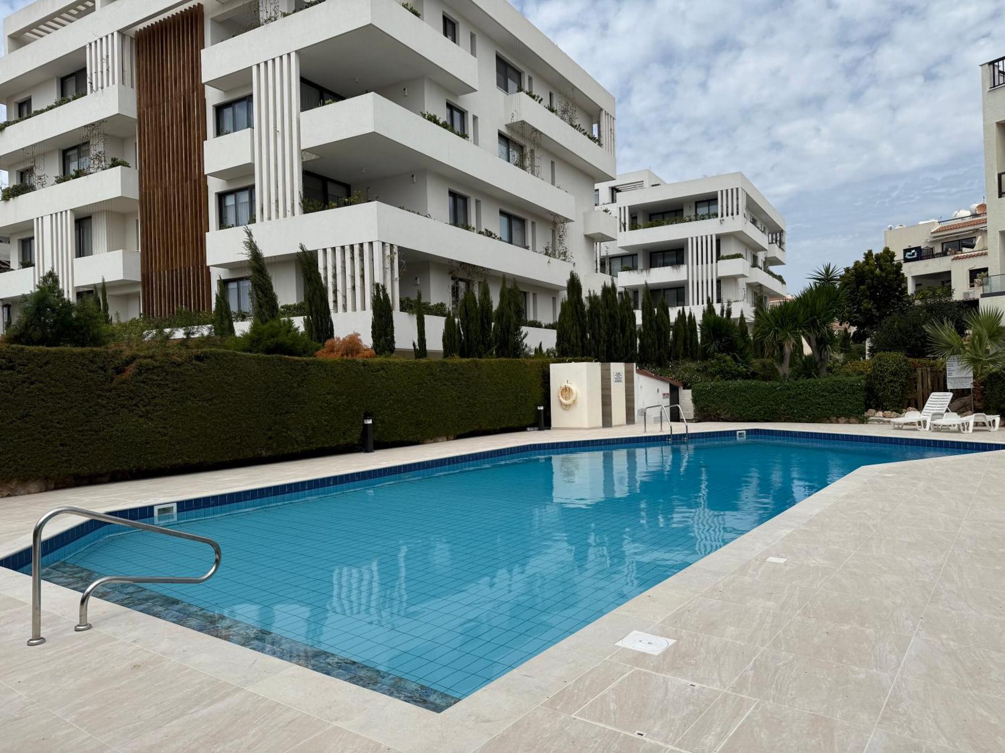Kings Avenue - Natalia'S Apt Пафос Экстерьер фото